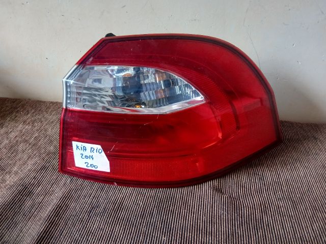 bontott KIA RIO Jobb Hátsó Lámpa