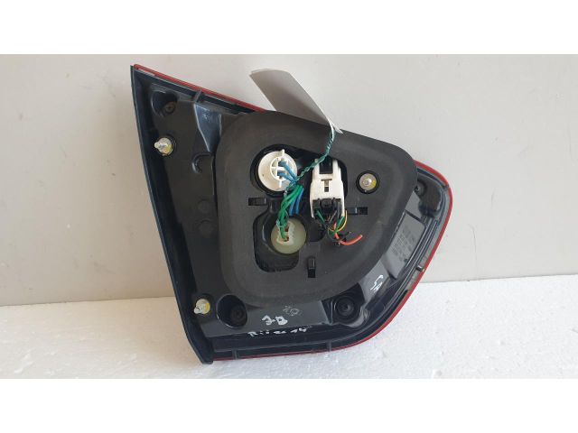 bontott KIA RIO Jobb Hátsó Lámpa