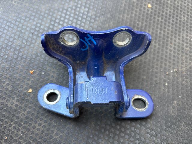 bontott KIA RIO Jobb hátsó Zsanér