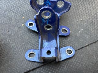 bontott KIA RIO Jobb hátsó Zsanér