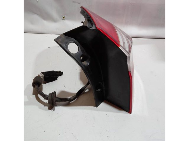 bontott KIA RIO Jobb Külső Hátsó Lámpa