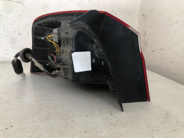 bontott KIA RIO Jobb Külső Hátsó Lámpa