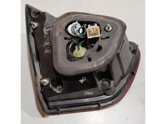 bontott KIA RIO Jobb Külső Hátsó Lámpa