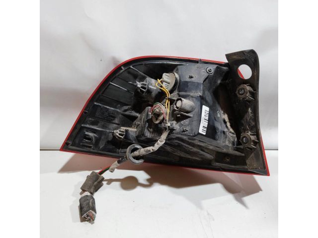 bontott KIA RIO Jobb Külső Hátsó Lámpa