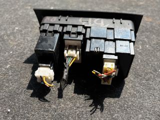 bontott KIA RIO Kipörgésgátló Kapcsoló