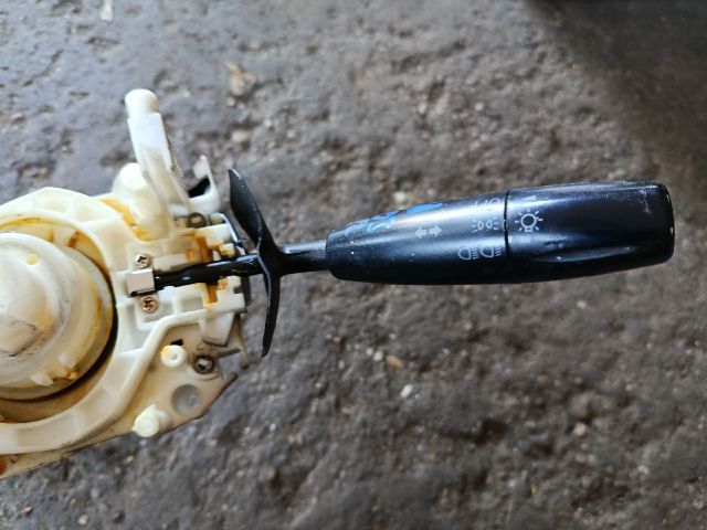 bontott KIA RIO Komplett Kormánykapcsoló (Bajuszkapcsoló)