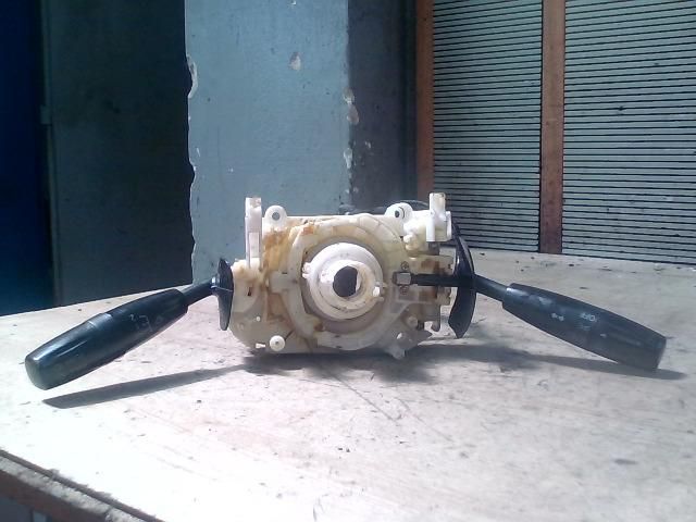 bontott KIA RIO Komplett Kormánykapcsoló (Bajuszkapcsoló)