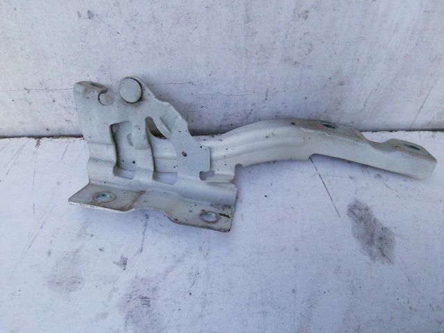 bontott KIA RIO Motorháztető Jobb Zsanér