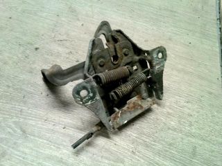 bontott KIA RIO Motorháztető Zárszerkezet