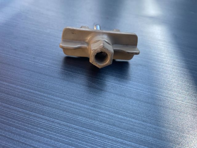 bontott KIA RIO Pótkerék Rögzítő