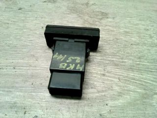 bontott KIA RIO Vészvillogó Kapcsoló