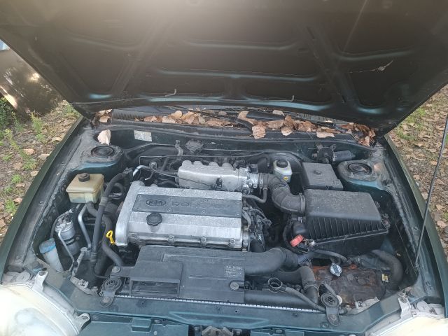 bontott KIA SEPHIA Fojtószelep (Mechanikus)