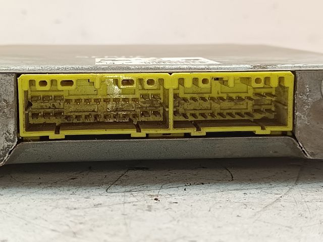 bontott KIA SEPHIA Motorvezérlő