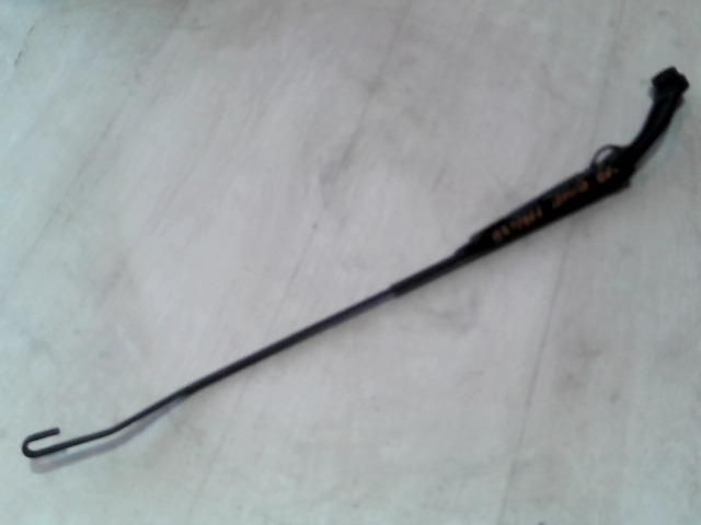 bontott KIA SEPHIA Bal első Ablaktörlő Kar