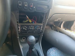 bontott KIA SEPHIA Bal első Belső Kilincs