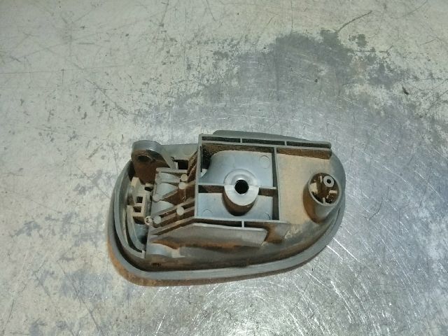 bontott KIA SEPHIA Jobb Belső Kilincs (Pozíciófüggetlen)