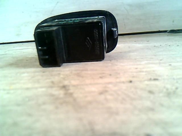 bontott KIA SEPHIA Jobb első Ablakemelő Kapcsoló