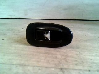 bontott KIA SEPHIA Jobb első Ablakemelő Kapcsoló