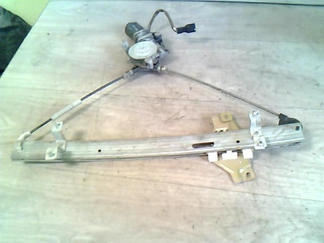 bontott KIA SEPHIA Jobb első Ablakemelő Szerkezet (Elektromos)