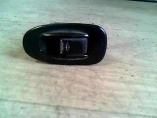 bontott KIA SEPHIA Jobb hátsó Ablakemelő Kapcsoló