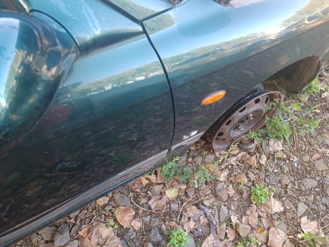 bontott KIA SEPHIA Motorháztető Nyitó Bowden