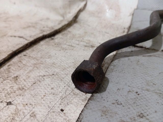 bontott KIA SHUMA EGR Hűtő Cső