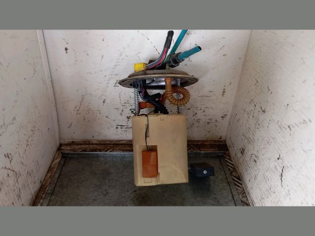 bontott KIA SHUMA Üzemanyag Szivattyú