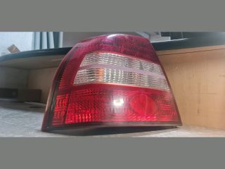 bontott KIA SHUMA Bal Hátsó Lámpa