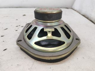 bontott KIA SHUMA Jobb hátsó Hangszóró