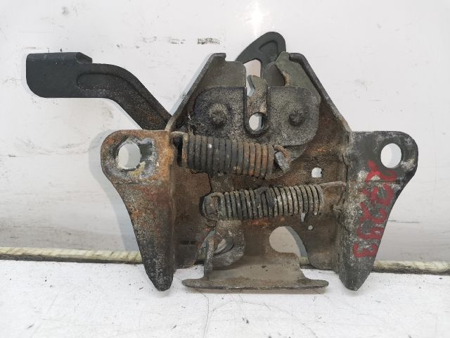 bontott KIA SHUMA Motorháztető Zárszerkezet