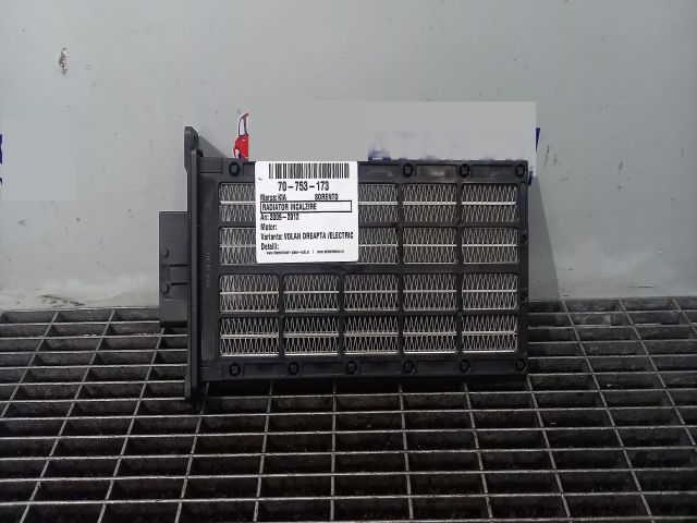 bontott KIA SORENTO Fűtőradiátor