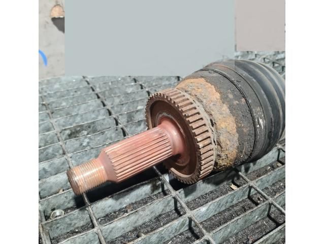 bontott KIA SORENTO Bal Féltengely