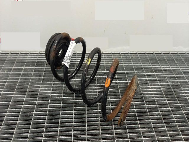 bontott KIA SORENTO Első Rugó