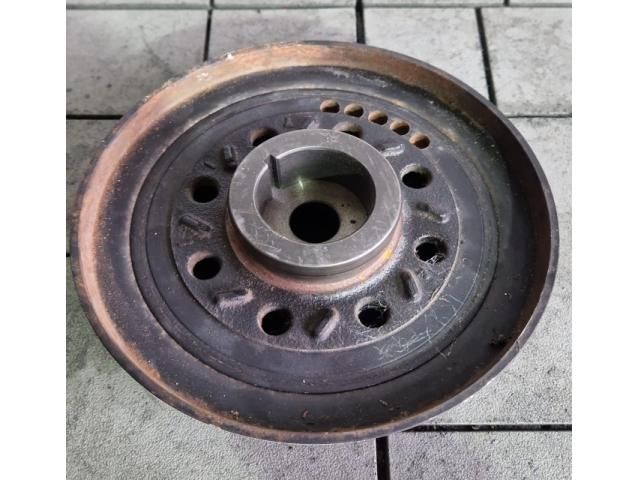 bontott KIA SORENTO Főtengely Szíjtárcsa