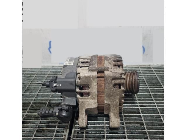 bontott KIA SORENTO Generátor