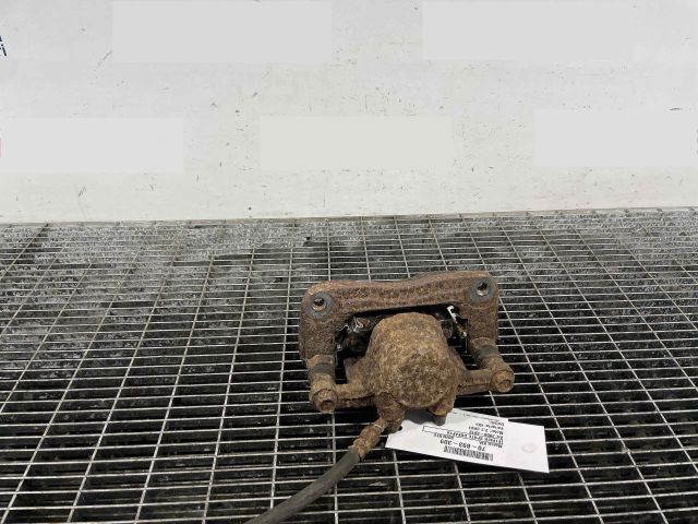 bontott KIA SORENTO Jobb hátsó Féknyereg Munkahengerrel