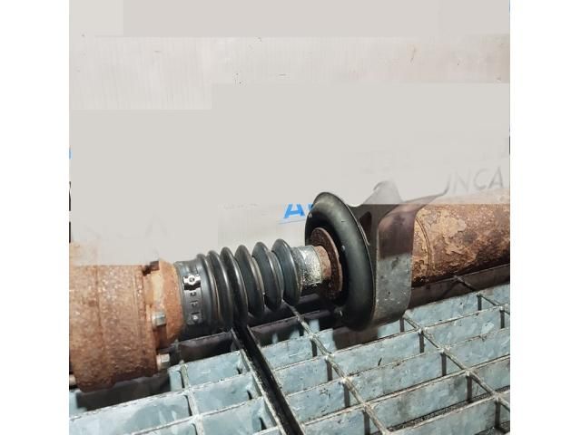 bontott KIA SORENTO Kardántengely