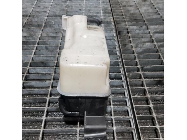 bontott KIA SORENTO Kiegyenlítő Tartály