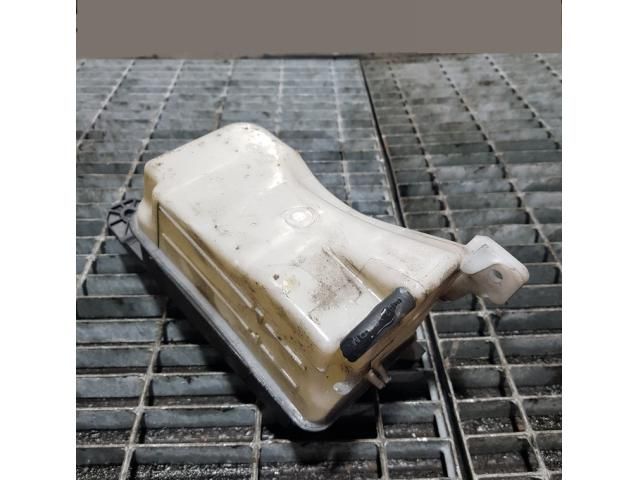 bontott KIA SORENTO Kiegyenlítő Tartály