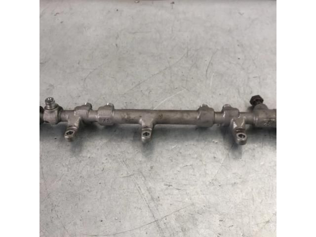 bontott KIA SORENTO Közösnyomócső