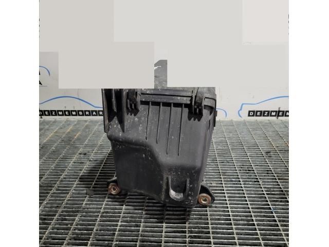 bontott KIA SORENTO Légszűrő Ház