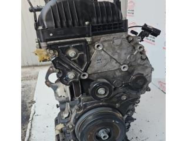 bontott KIA SORENTO Motor (Fűzött blokk hengerfejjel)