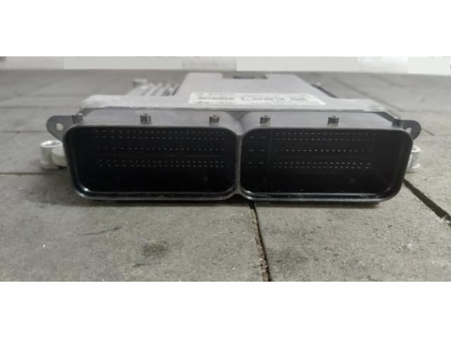 bontott KIA SORENTO Motorvezérlő