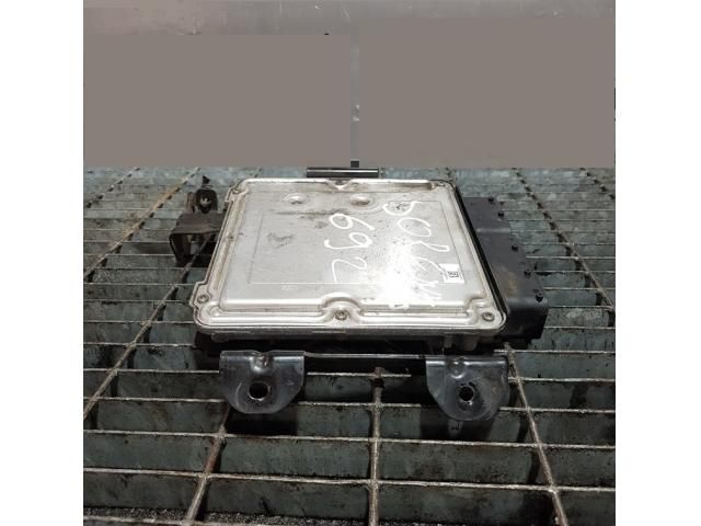 bontott KIA SORENTO Motorvezérlő