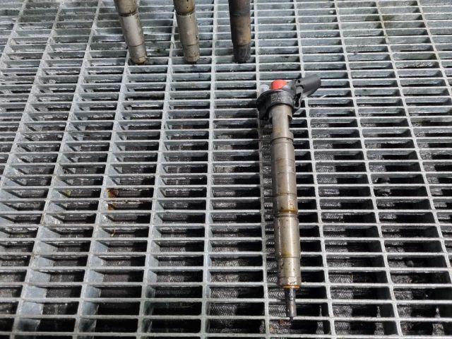 bontott KIA SORENTO Porlasztó (1 db)