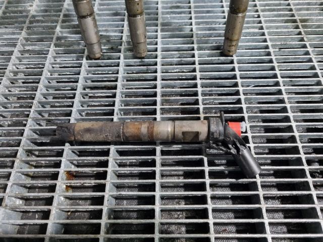 bontott KIA SORENTO Porlasztó (1 db)