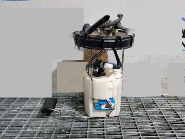 bontott KIA SORENTO Üzemanyag Szivattyú