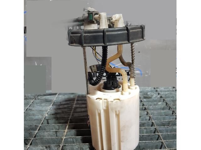 bontott KIA SORENTO Üzemanyag Szivattyú