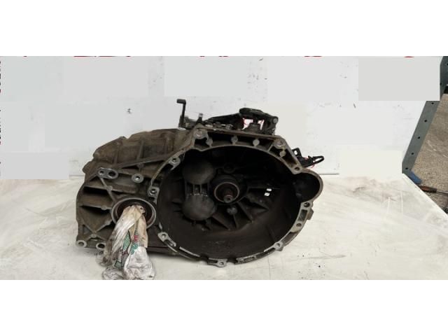 bontott KIA SORENTO Váltó (Mechanikus)