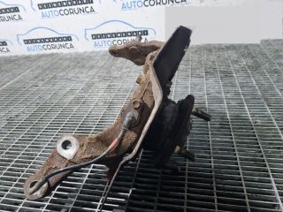 bontott KIA SORENTO Jobb első Csonkállvány